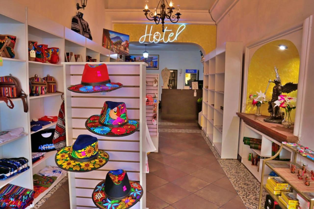 Hotel Posada El Arcangel Antigua Exterior photo